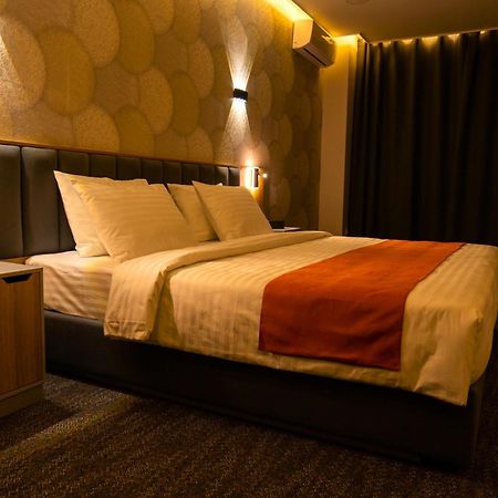 Nuovo Boutique Hotel ทาชเคนต์ ภายนอก รูปภาพ
