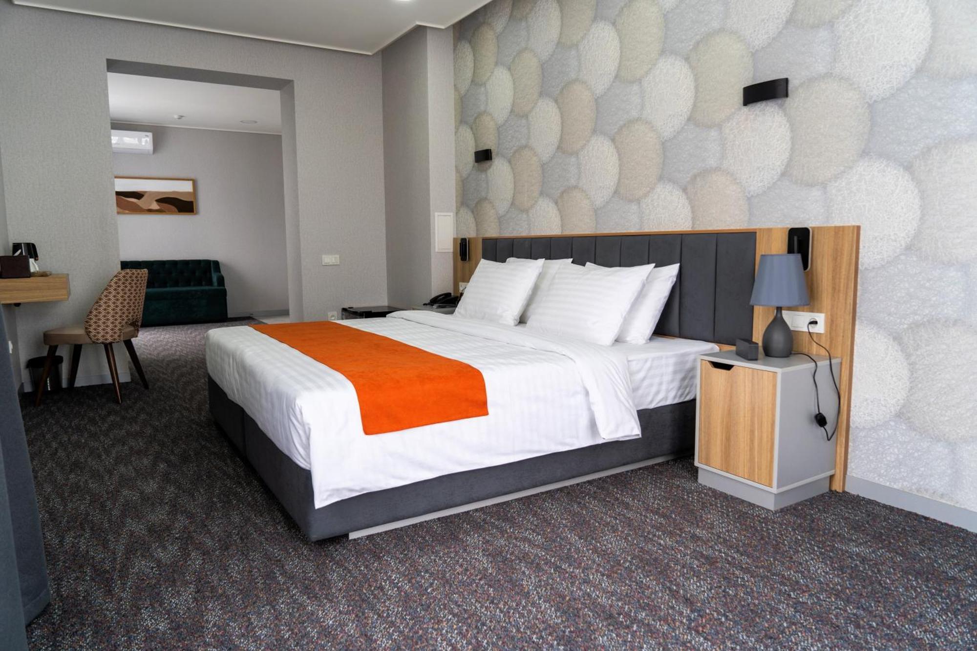 Nuovo Boutique Hotel ทาชเคนต์ ภายนอก รูปภาพ