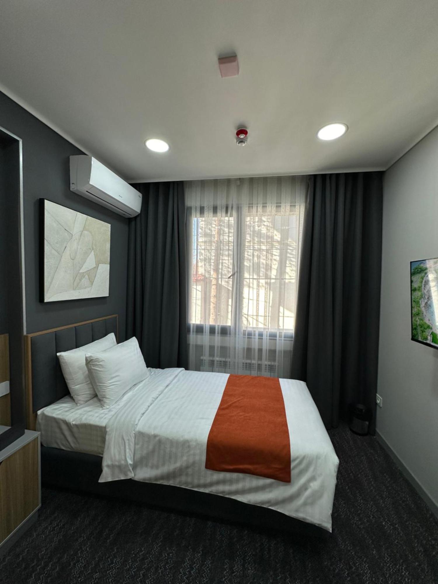 Nuovo Boutique Hotel ทาชเคนต์ ภายนอก รูปภาพ