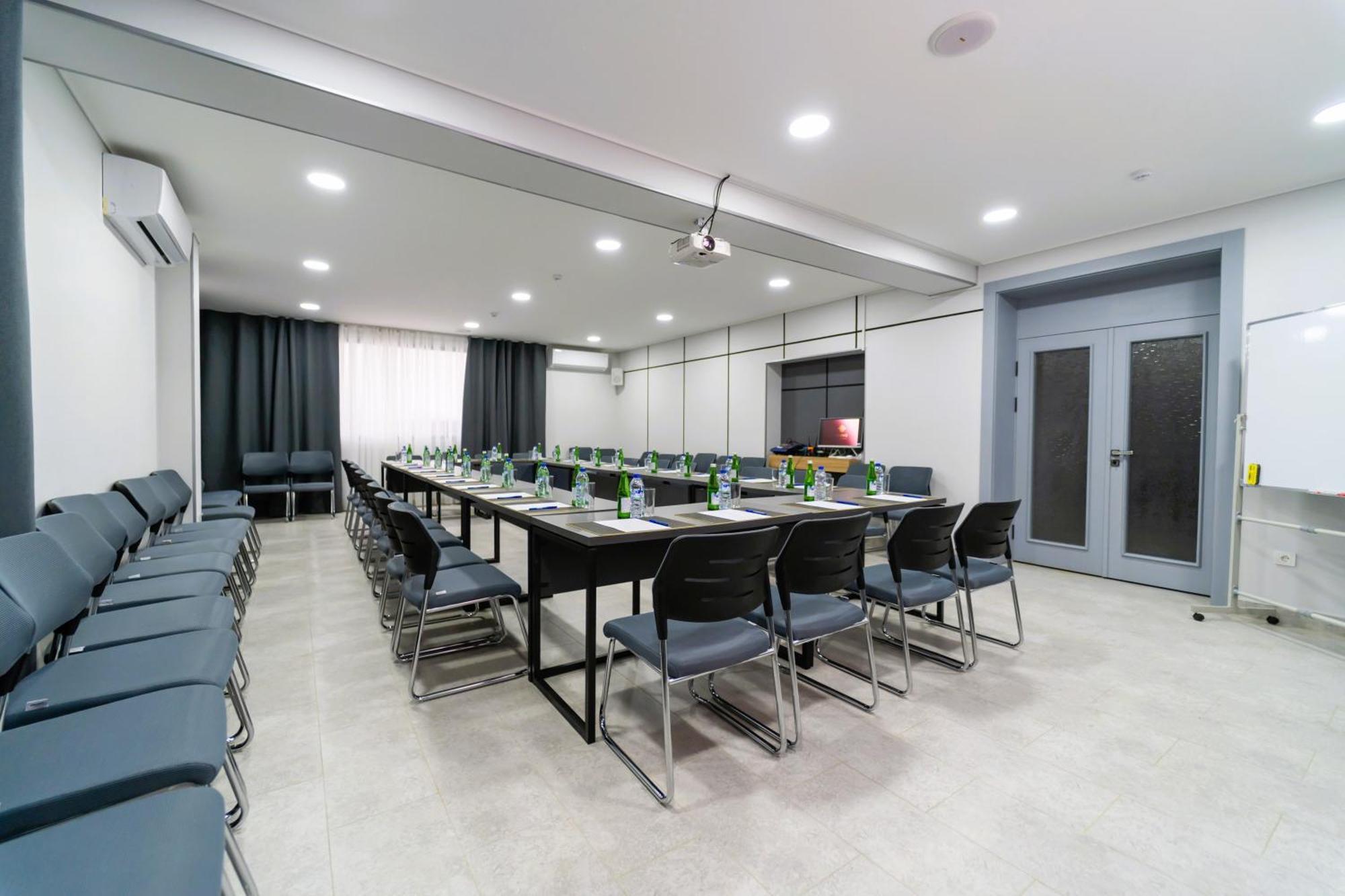 Nuovo Boutique Hotel ทาชเคนต์ ภายนอก รูปภาพ