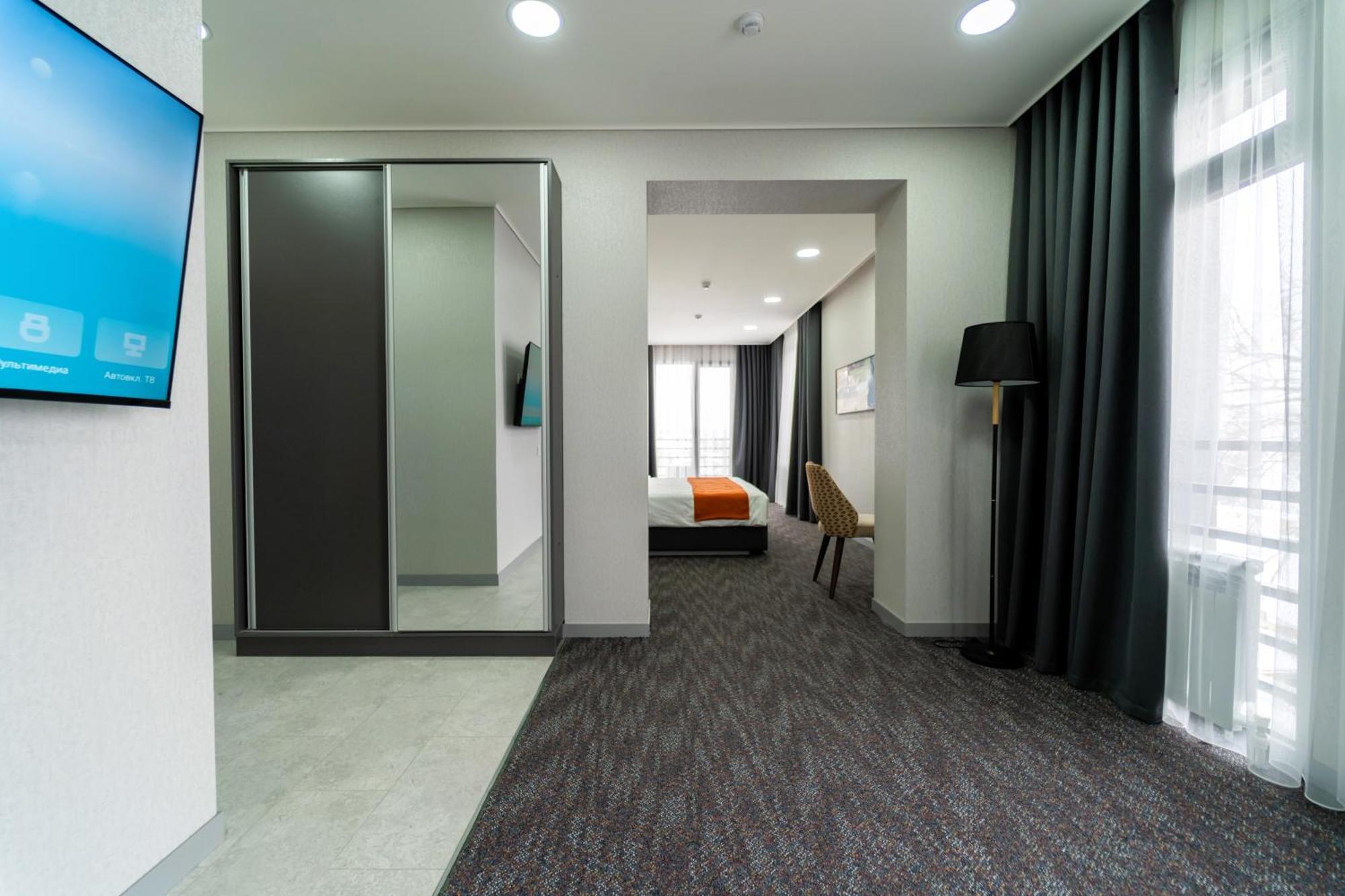 Nuovo Boutique Hotel ทาชเคนต์ ภายนอก รูปภาพ
